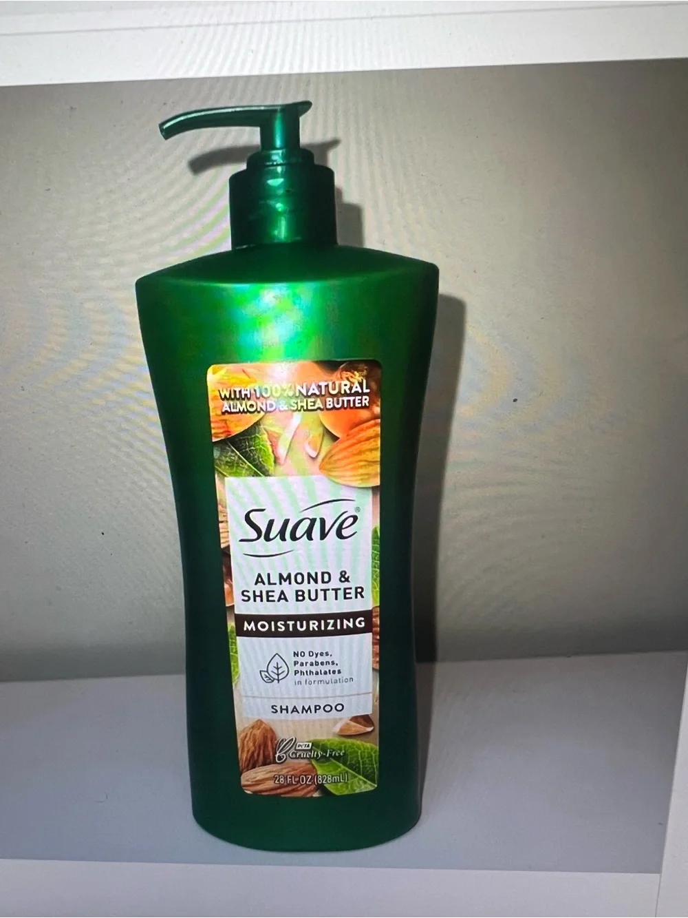 Suave Almond & Shea Butter Moisturizing Shampoo - Green